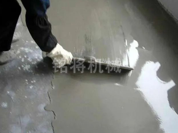 铺装地板时，为什么要先做自流平？石膏基自流平实测！